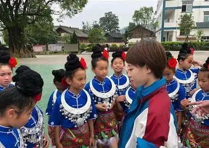 起早摸黑的, 她是体操冠, 的奥运会上 起早摸黑的, 她是体操冠, 的奥运会上